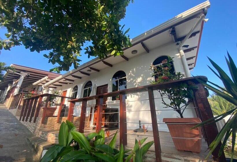 استراحتگاه Konchamar