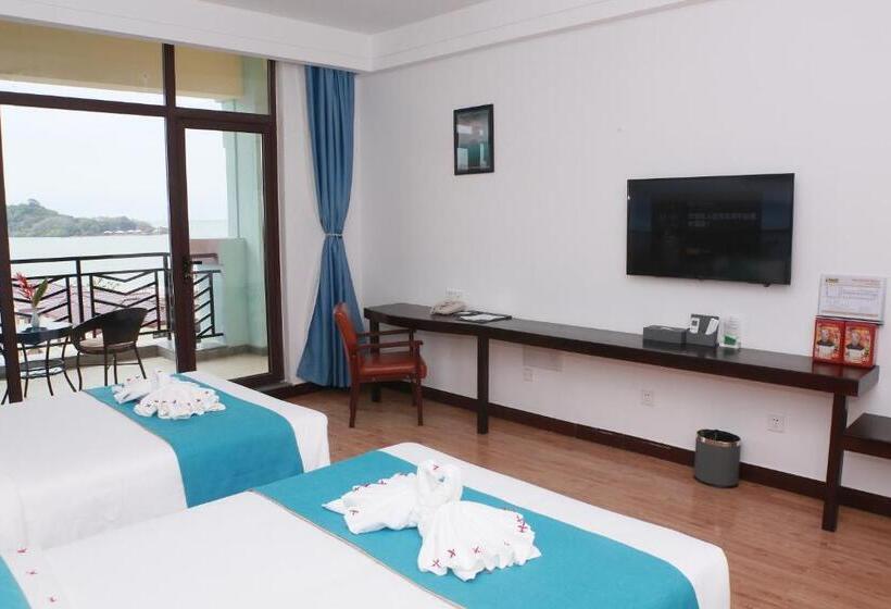 Sealong Bay Zhongqi Conifer Hotel 海龙湾中启康年酒店