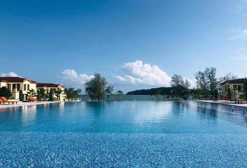 Sealong Bay Zhongqi Conifer Hotel 海龙湾中启康年酒店