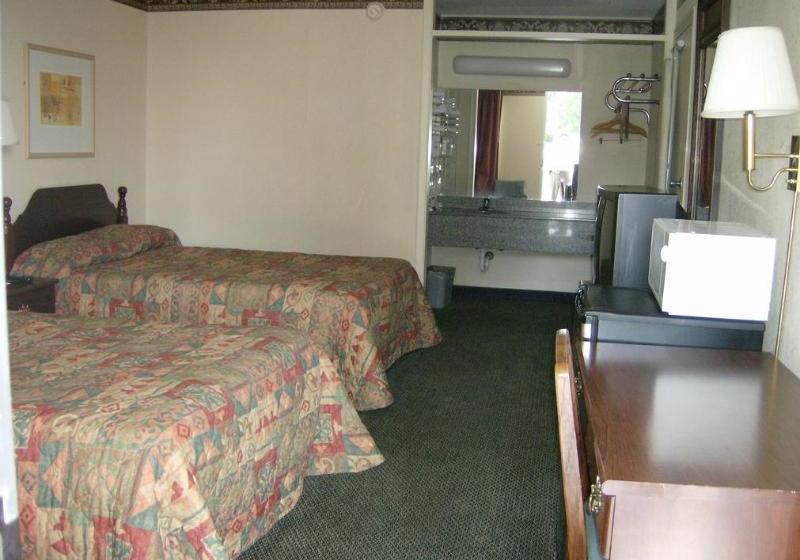 فندق Americas Best Value Inn Shelbyville