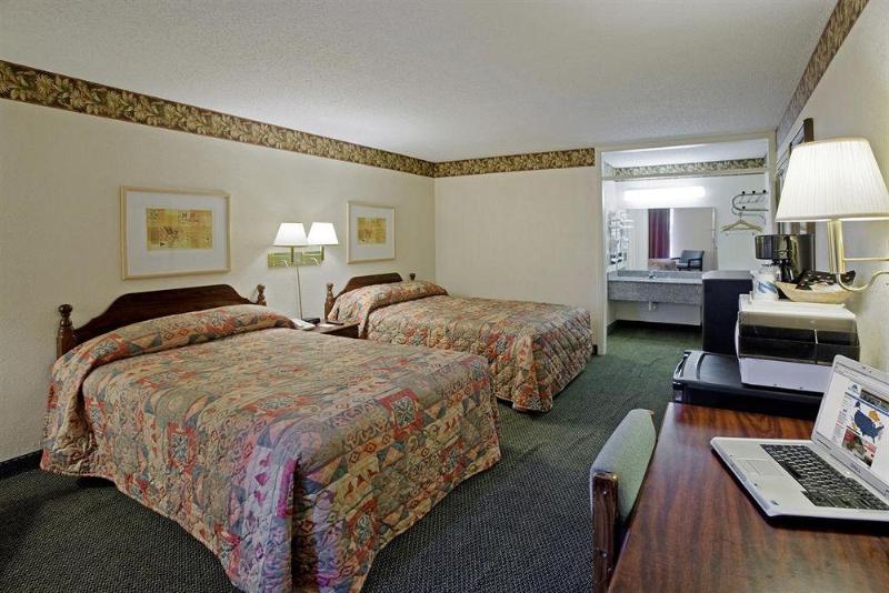 فندق Americas Best Value Inn Shelbyville