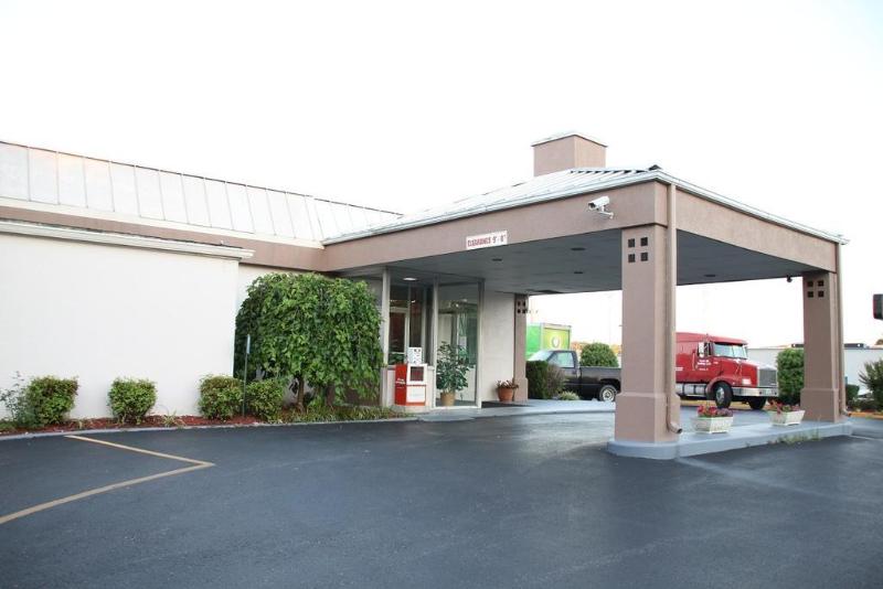 فندق Americas Best Value Inn Shelbyville