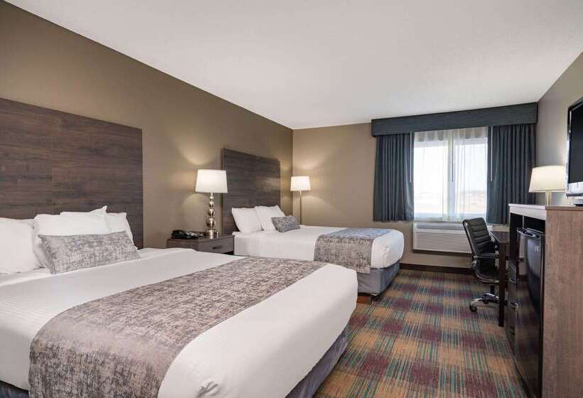 호텔 Baymont Inn Baldwin