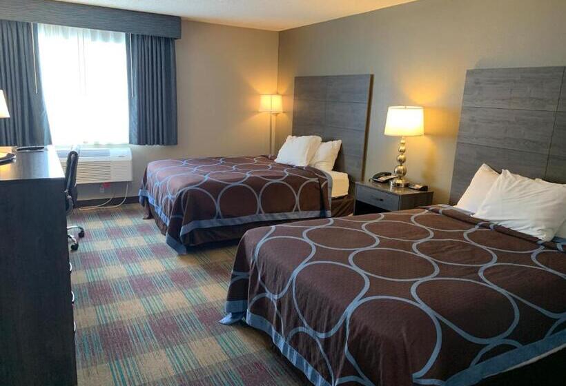 호텔 Baymont Inn Baldwin