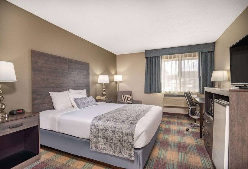 호텔 Baymont Inn Baldwin