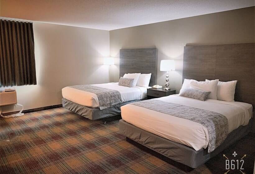 호텔 Baymont Inn Baldwin