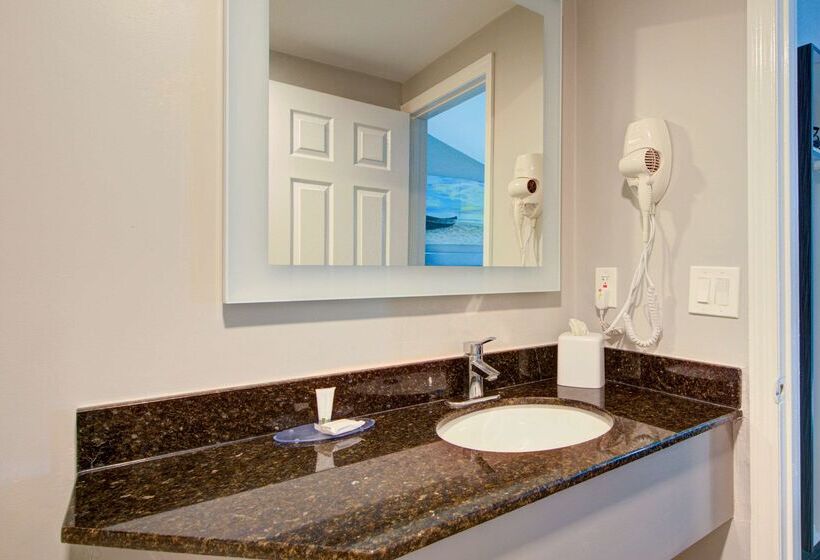 בית מלון כפרי Clarion Pointe Tampa Brandon Near Fairgrounds And Casino