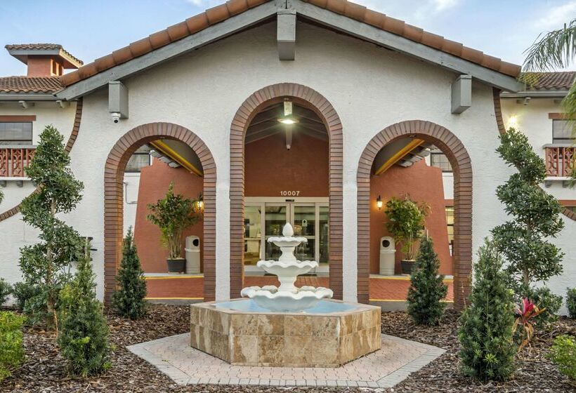 בית מלון כפרי Clarion Pointe Tampa Brandon Near Fairgrounds And Casino