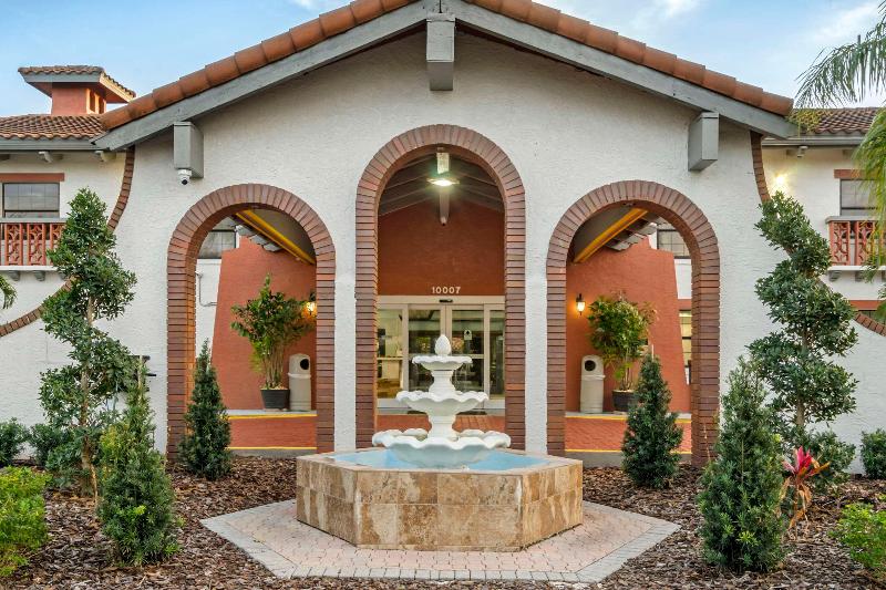 فندق Clarion Pointe Tampa Brandon Near Fairgrounds And Casino
