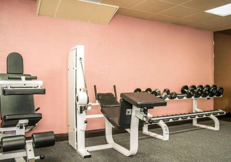 فندق Clarion Pointe Tampa Brandon Near Fairgrounds And Casino