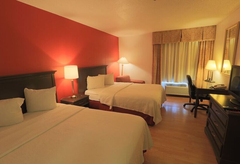 فندق Days Inn By Wyndham Calumet Park