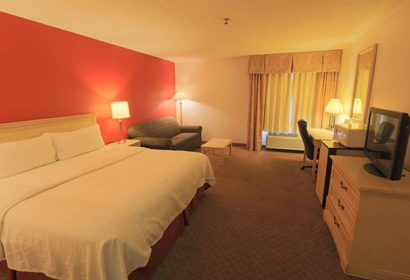בית מלון כפרי Days Inn By Wyndham Calumet Park