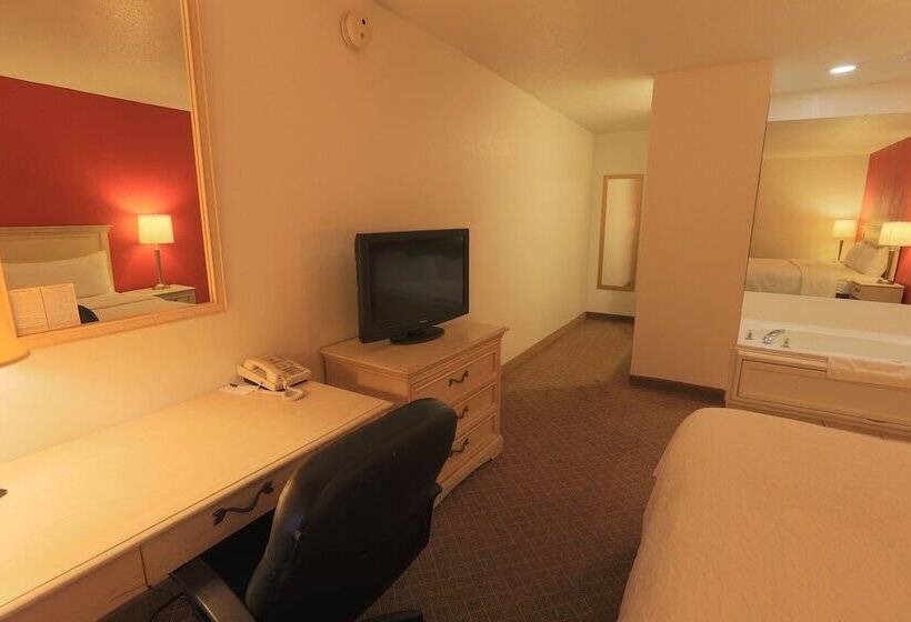 فندق Days Inn By Wyndham Calumet Park