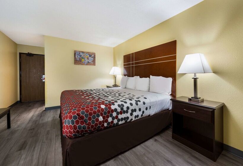 Отель Econo Lodge Spotsylvania Town Center