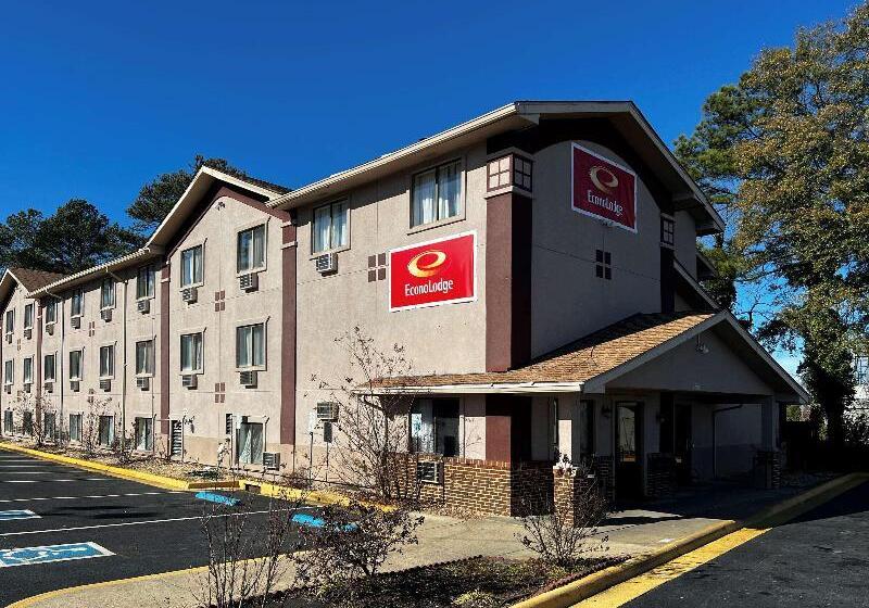 Отель Econo Lodge