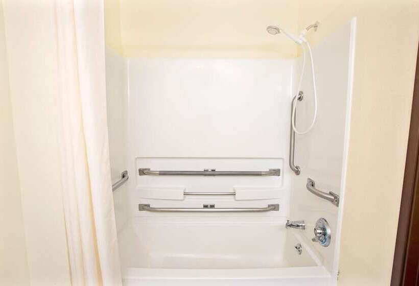 Отель Econo Lodge