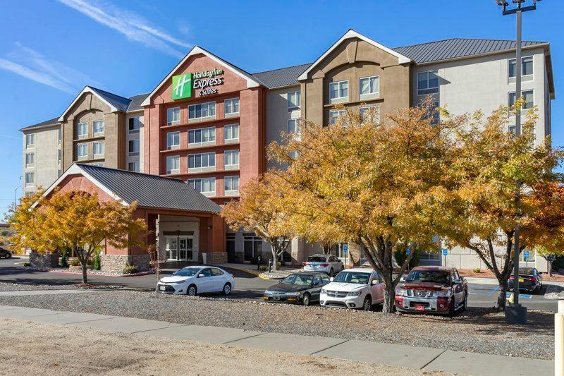 Holiday Inn Express Hotel & Suites Albuquerque Midtown, An Ihg