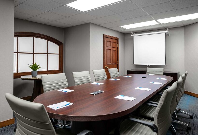 Отель Hyatt House Scottsdale Old Town