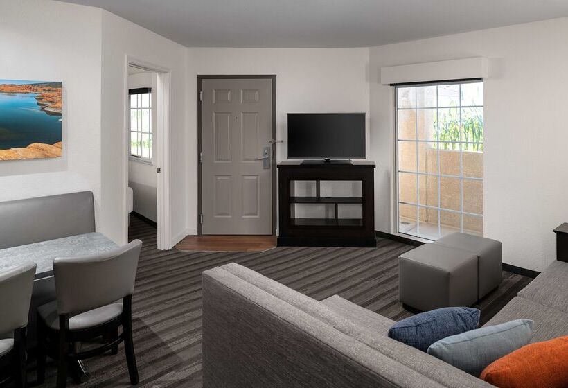 Отель Hyatt House Scottsdale Old Town