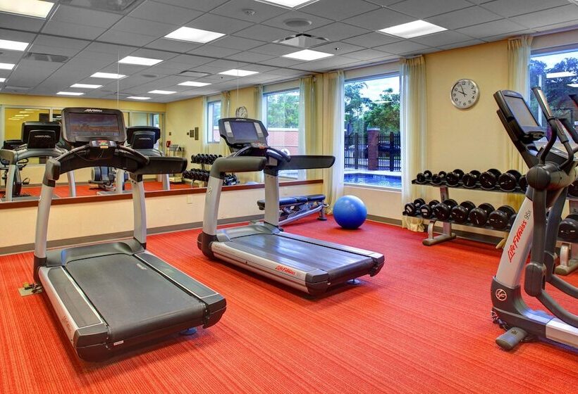 Отель Hyatt Place Charlotte Airport/lake Pointe