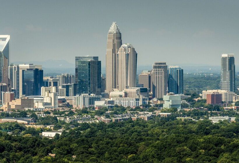 Отель Hyatt Place Charlotte Airport/lake Pointe