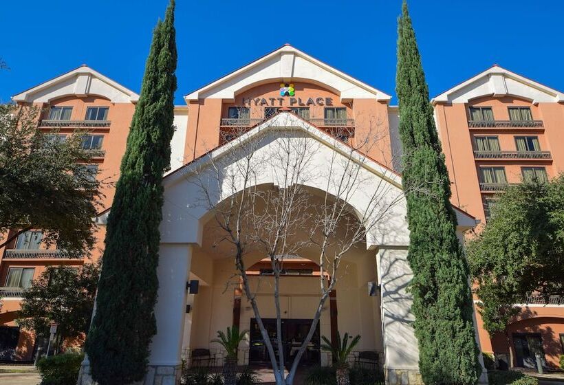 Отель Hyatt Place San Antonio Riverwalk