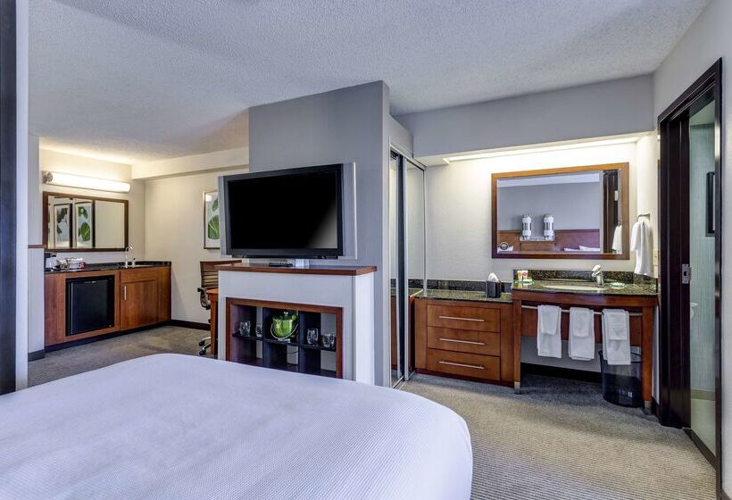 Отель Hyatt Place Tempe Phoenix Airport