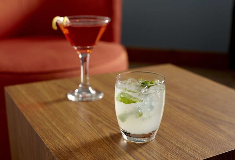 Отель Hyatt Place Tempe Phoenix Airport