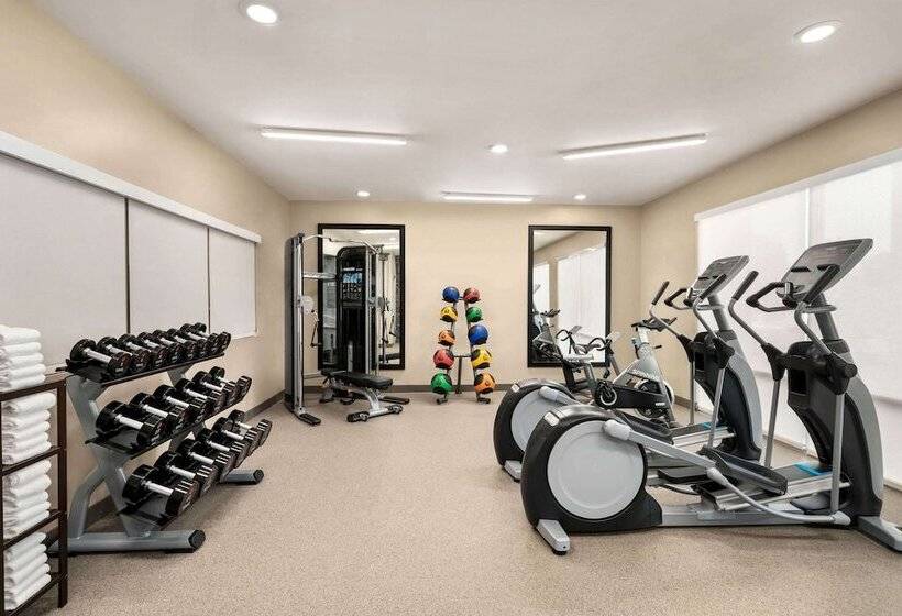 Отель Laquinta Inn & Suites By Wyndham San Bernardino