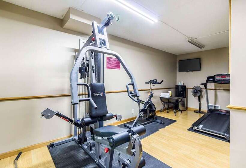 فندق Quality Inn & Suites Arden Hills   Saint Paul North