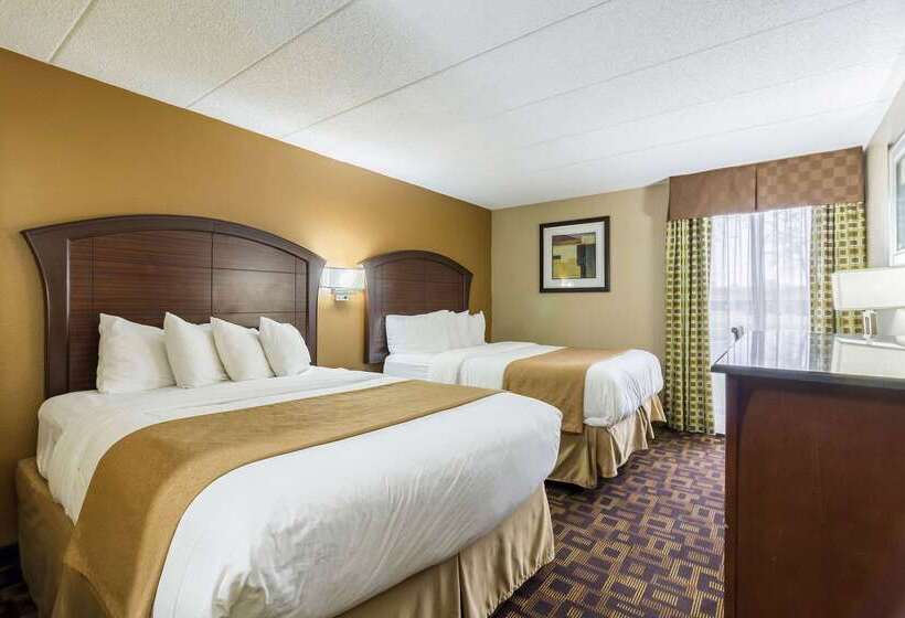 فندق Quality Inn & Suites Arden Hills   Saint Paul North