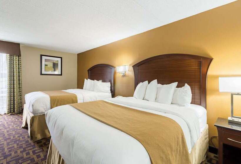 בית מלון כפרי Quality Inn & Suites Arden Hills   Saint Paul North