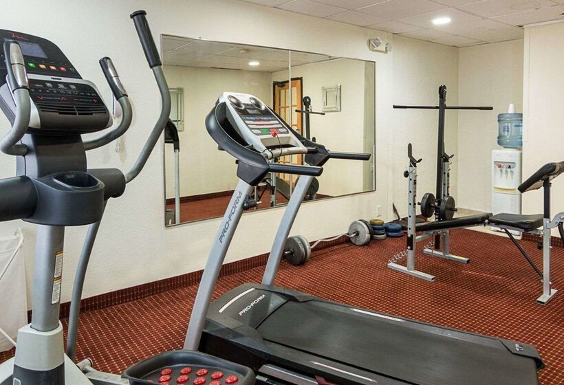 ホテル Quality Inn Chesapeake