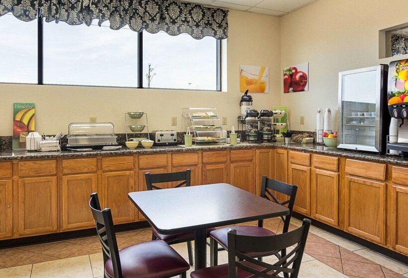 ホテル Quality Inn Chesapeake