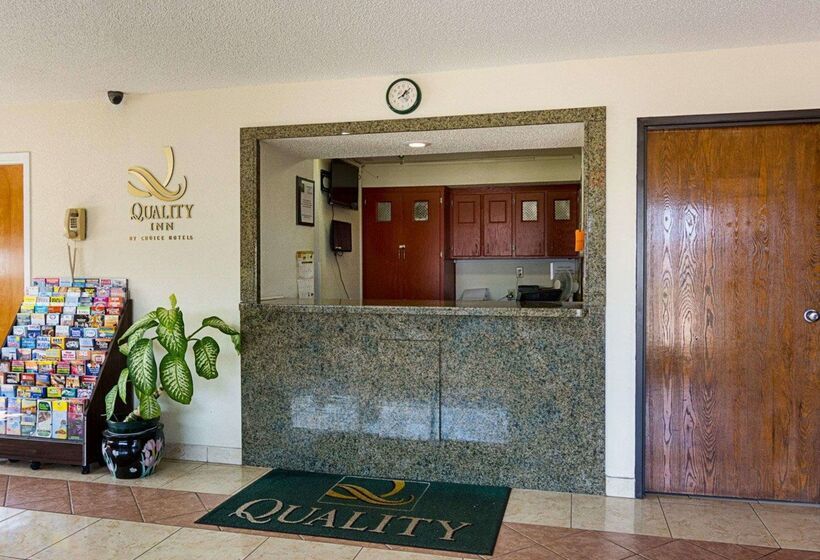 ホテル Quality Inn Chesapeake