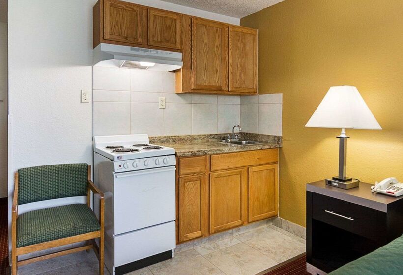 ホテル Quality Inn Chesapeake