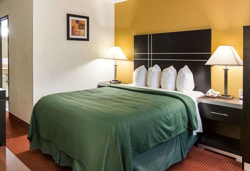 ホテル Quality Inn Chesapeake