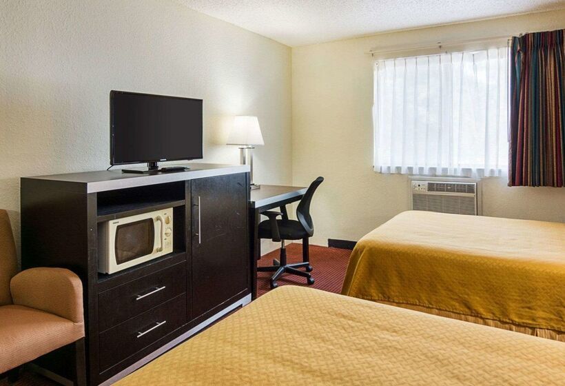 ホテル Quality Inn Chesapeake