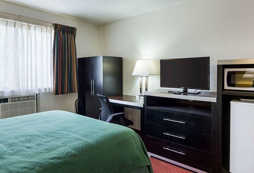 ホテル Quality Inn Chesapeake