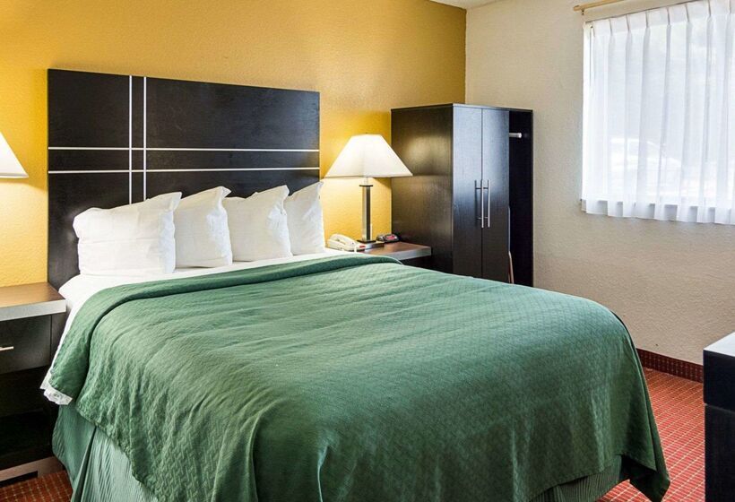 ホテル Quality Inn Chesapeake