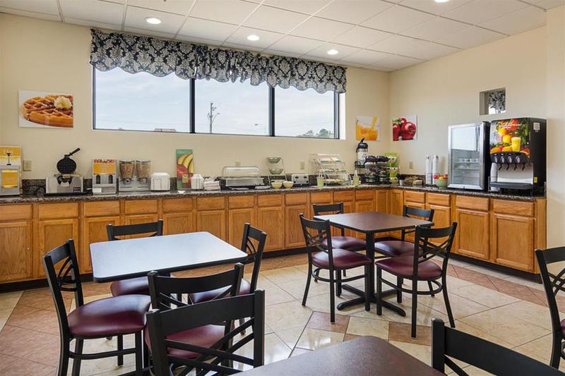 ホテル Quality Inn Chesapeake