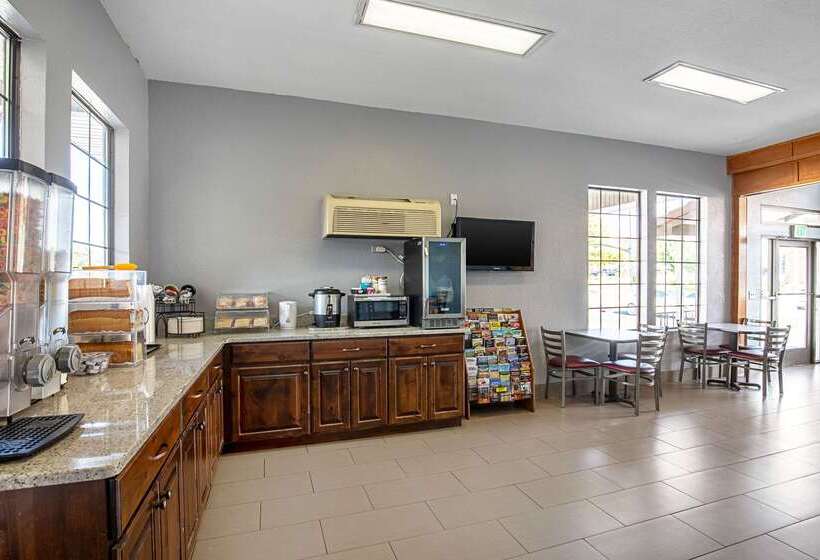 فندق Rodeway Inn St George North   Near Pioneer Park