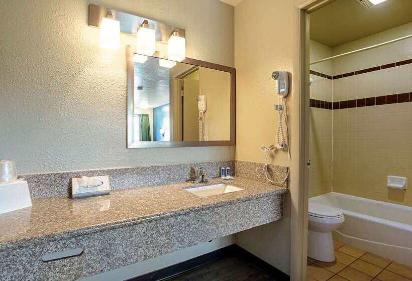 فندق Rodeway Inn St George North   Near Pioneer Park