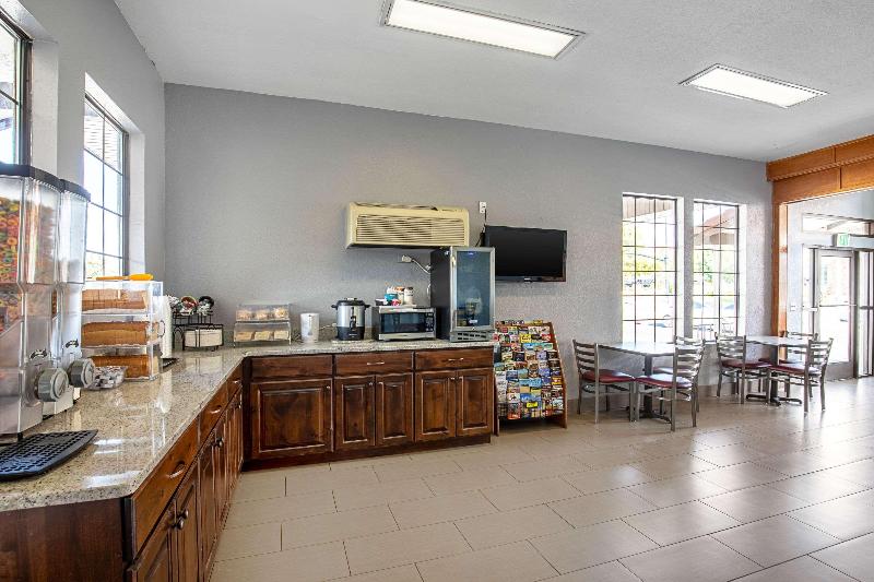 فندق Rodeway Inn St George North   Near Pioneer Park