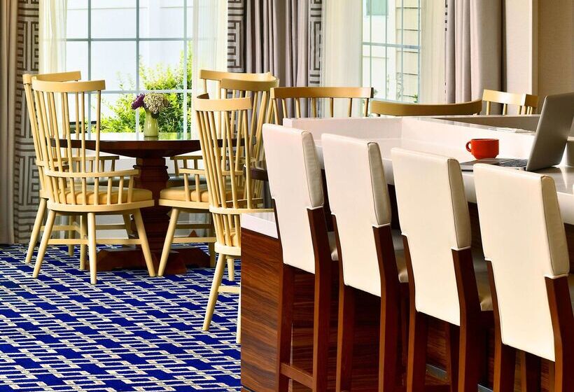 בית מלון כפרי Sonesta Es Suites Chicago Schaumburg