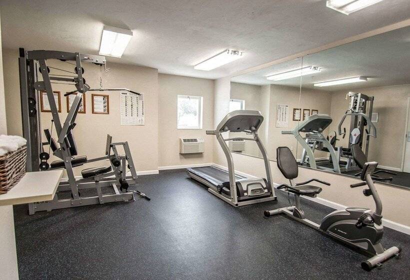 فندق Suburban Studios Melbourne Airport