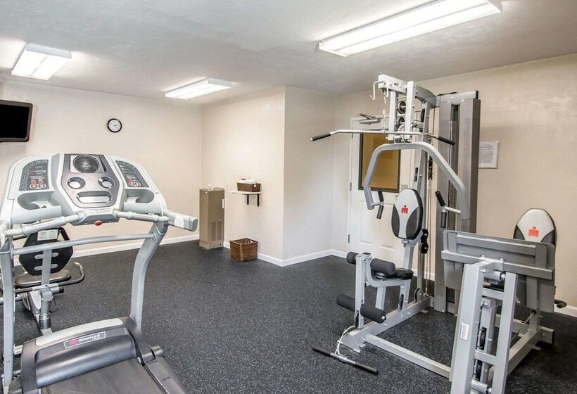 فندق Suburban Studios Melbourne Airport