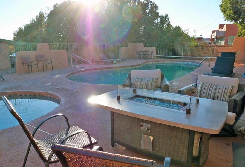 בית מלון כפרי Sugar Loaf Lodge