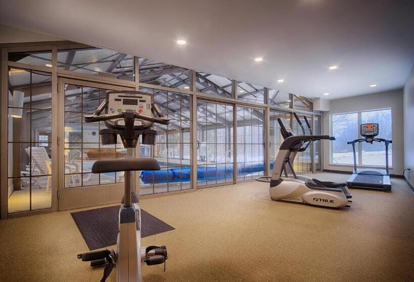 هتل Sun & Ski Inn And Suites