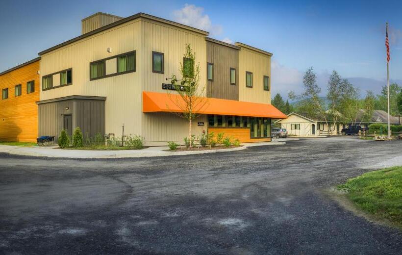 هتل Sun & Ski Inn And Suites